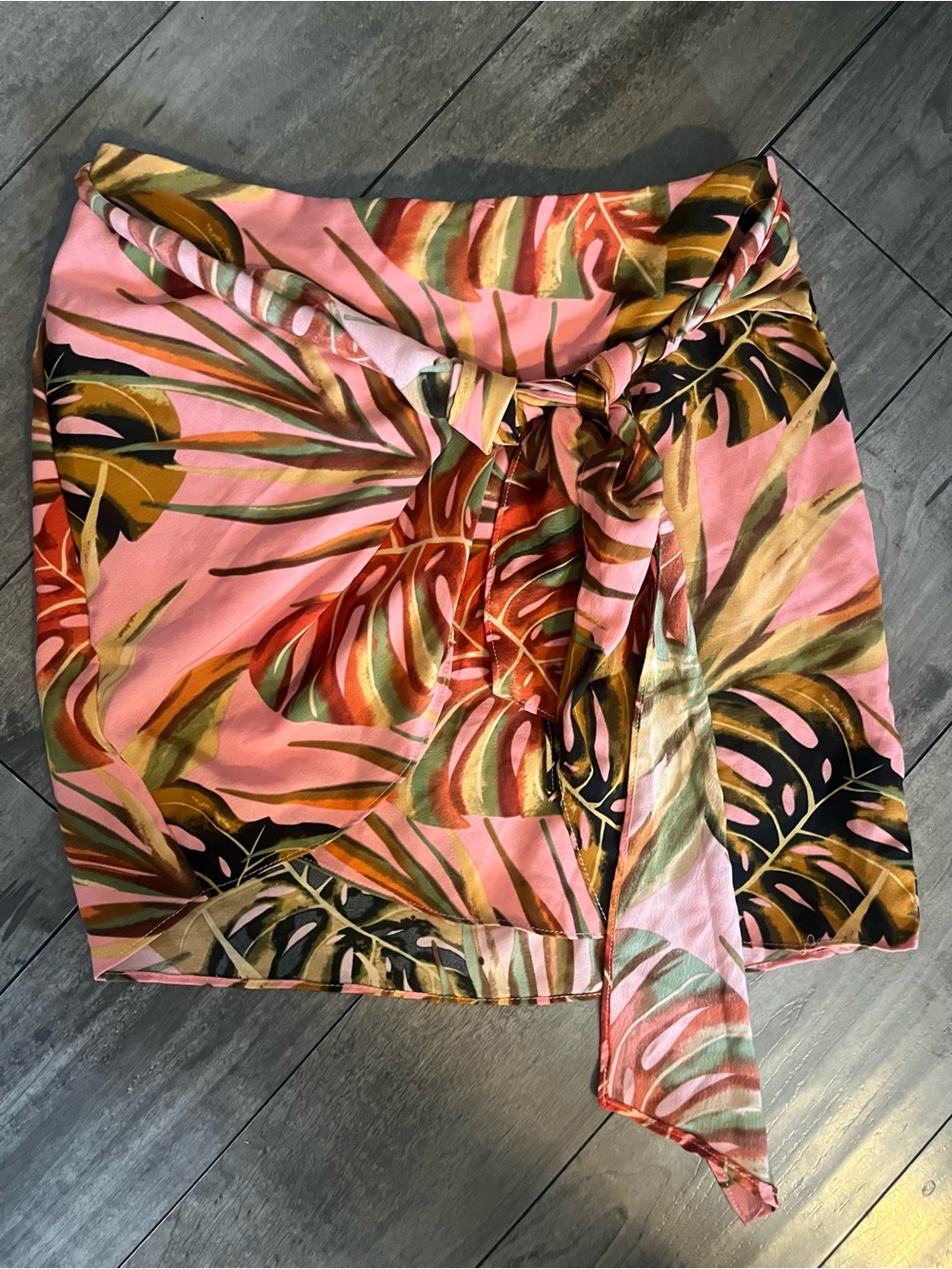 Women’s Pink Tropical Print Swim Sarong